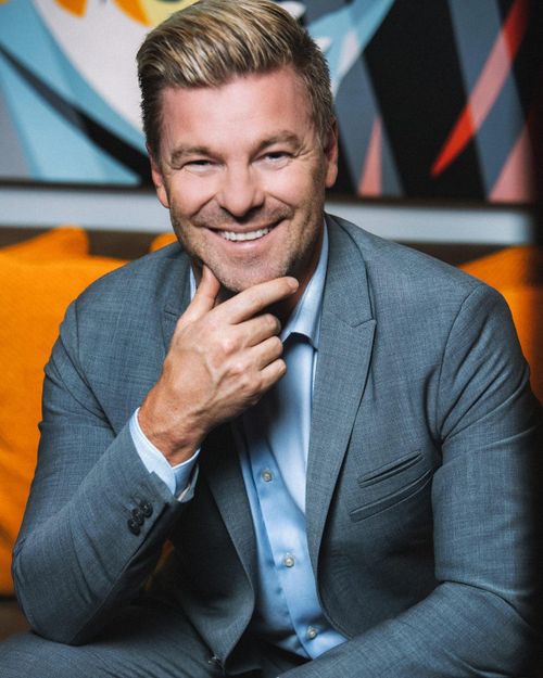  CEO Sigurd Vedal bị bắt giữ tại Bỉ vào năm 2019. Ảnh: LA Weekly. 