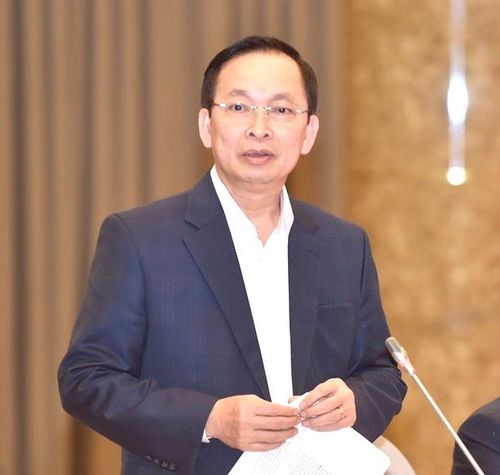 Phó Thống đốc NHNN Đào Minh Tú trao đổi thông tin tại Họp báo. Ảnh:VGP/Đoàn Bắc.