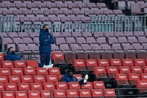 Griezmann ngồi dự bị trong 3 trận liên tiếp tại Barca, điều chưa từng xảy ra trong 6 năm qua. Ảnh: Getty. 