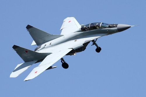 Ngoài MiG-29, trong lô hàng còn có xe tăng chiến đấu chủ lực T-72, được coi là "thiết bị nông nghiệp". Sau khi thẩm định kỹ lưỡng về mặt kỹ thuật, số vũ khí trên đã được trả lại cho chủ nhân.