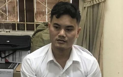 Nguyễn Duy Hướng bị bắt giữ. (Ảnh: Công an cung cấp)