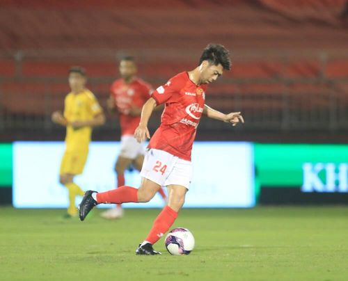 Lee Nguyễn - cầu thủ Việt kiều thành công nhất với hành trình thi đấu ở nước ngoài, cũng như được gọi vào tuyển Mỹ.