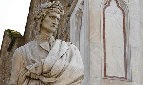 Điêu khắc Dante Alighieri được thực hiện bởi Enrico Pazzi tại Florence. Ảnh: Vincenzo Pinto / AFP / Getty Images.