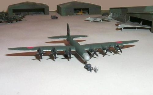 Máy bay được trang bị sáu cánh quạt quay đối xứng hai bên, giống với máy bay Tu-95 của Liên Xô. Theo kế hoạch, các máy bay sau khi ném bom Mỹ sẽ hạ cánh xuống lãnh thổ Pháp do Đức quản lý, để bảo dưỡng và trang bị lại, trước khi xuất kích trở về và hạ cánh xuống Nhật Bản. 