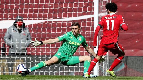 Liverpool ép sân từ đầu