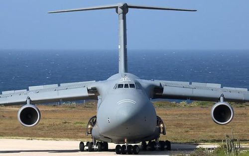 Máy bay có thể đạt vận tốc tối đa Mach 0,79 tức 885km/h, vận tốc hành trình đạt Mach 0,77 tức 833km/h.