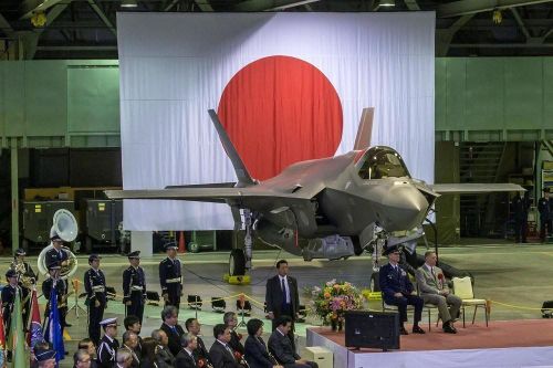 Tuy nhiên, Nhật Bản vẫn còn nhiều các lựa chọn khác, F-35 sẽ không thực hiện nhiệm vụ lãng phí và tốn nhiều công sức này. Bởi vì loại máy bay chiến đấu tàng hình này đắt tiền, rất có giá trị, không thể lãng phí vào những hoạt động đánh chặn và theo dõi như vậy.