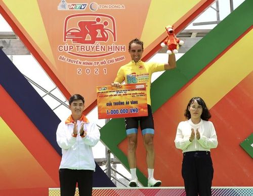 Tay đua người Pháp chơi cho CLB Bike Life Đồng Nai về chung tốp đầu, bảo vệ thành công áo vàng sau 10 chặng.