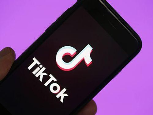 Thuật toán của TikTok có thể biến bất cứ ai trở nên nổi tiếng chỉ sau một đêm. Ảnh: Getty.
