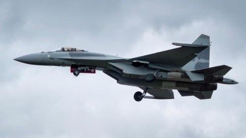 Tiếp theo Ai Cập đã ký hợp đồng mua của Nga 26 máy bay chiến đấu Su-35, đây là loại chiến đấu cơ hiện đại, thuộc thế hệ 4++, sử dụng nhiều công nghệ của chiến đấu cơ thế hệ 5. Theo phân tích, trừ số F-35 của Israel ra, không loại chiến đấu cơ nào của Không quân Israel hiện nay là đối thủ của Su-35.