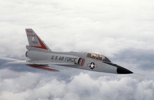 Convair F-106 (2.455 km/h):Convair F-106 Delta Dart được phát triển cho Không quân Mỹ và là máy bay đánh chặn chủ lực trong mọi điều kiện thời tiết. Convair F-106 được giới thiệu vào năm 1960 và được sử dụng đến năm 1980 trong giai đoạn Chiến tranh Lạnh. Ảnh:Avgeekery.