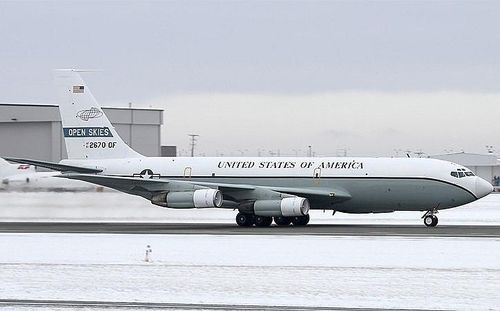 Một chiếc Boeing OC-135 do Không quân Mỹ vận hành theo Hiệp ước Bầu trời Mở.
