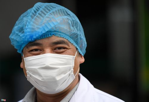 Bác sĩ Nguyễn Trung Cấp đánh giá biến chủng SARS-CoV-2 tại Ấn Độ có khả năng gây ra phản ứng viêm mạnh hơn. Ảnh: Việt Hùng.