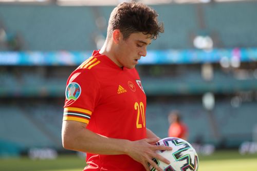  James vừa trải qua mùa giải khó khăn ở Man United. Vì vậy, anh rất khao khát thể hiện bản thân tại Euro 2020. Ảnh: Reuters. 