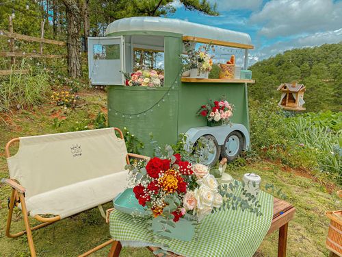  Sau một năm thất bại rồi làm lại nhiều lần, khu phức hợp trang trại - quán cà phê - khu cắm trại Makakamp của gia đình chị Việt Anh đã đi vào hoạt động ổn định. 