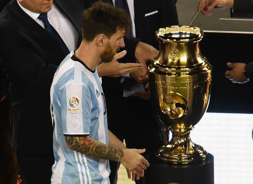 Messi đã thua 3 trận chung kết Copa America