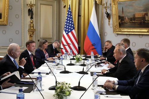  Cuộc hội đàm mở rộng giữa phái đoàn hai nước Mỹ - Nga. Ảnh: Getty. 