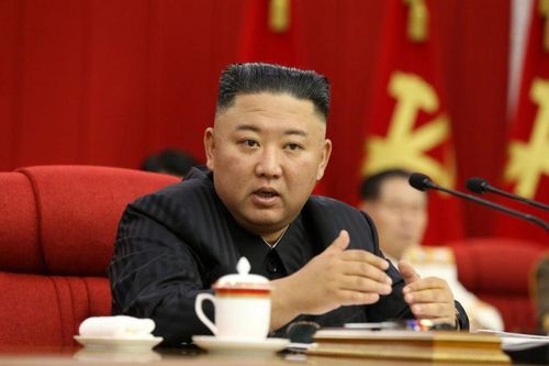 Nhà lãnh đạo Triều Tiên Kim Jong Un phát biểu tại cuộc họp toàn thể Ủy ban Trung ương đảng Lao động Triều Tiên. Ảnh: KCNA.