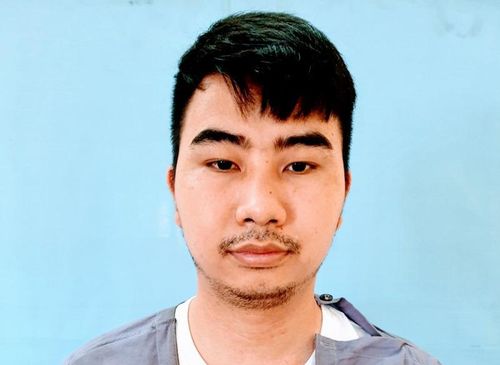 Đối tượng Nguyễn Thế Dương, quản lý, điều hành hoạt động của sàn Hitoption.net.