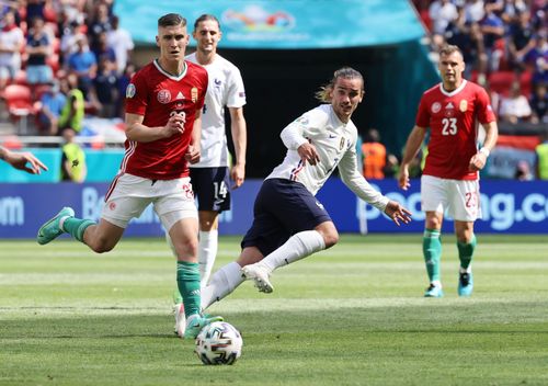  Griezmann ghi bàn trong trận hòa 1-1 của Pháp trước Hungary. Ảnh: Reuters. 
