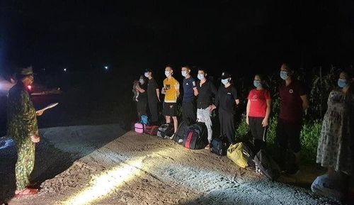11 công dân nhập cảnh trái phép qua biên giới.