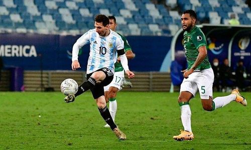 Argentina có thế trận áp đảo trước Bolivia. Ảnh: Reuters