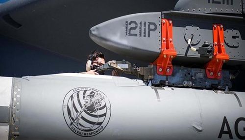 Nền tảng mang phóng tên lửa AGM-183A bao gồm các loại máy bay ném bom chiến lược B-52H, B-1B hay B-2A có thể phóng đạn từ điều kiện thông thường mà vũ khí này vẫn đạt tới thông số tối ưu.