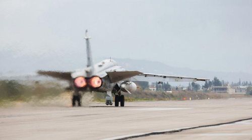 Trước đó, ngày 9/7, Không quân Nga cũng tiến hành đợt không kích dữ dội nhằm vào các căn cứ của nhóm phiến quân ở ngọn đồi xung quanh thị trấn Kabani, phía bắc tỉnh Latakia. Ảnh: Sputnik. 