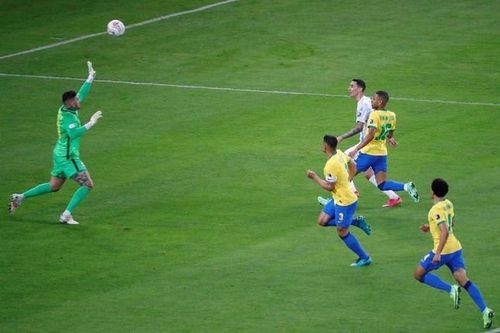 Di Maria ghi bàn mở tỉ số cho Argentina. (Ảnh: Getty) 