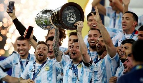 Messi có danh hiệu vô địch đầu tiên với đội tuyển Argentina.