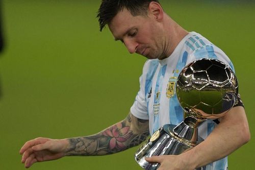 Messi dành giải thưởng "Cầu thủ xuất sắc nhất"