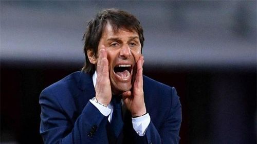 Antonio Conte là HLV đẳng cấp. Bằng chứng ông giúp Inter Milan chấm dứt sự thống trị trong 9 mùa giải liên tiếp của Juventus ở Serie A. Tuy nhiên, mâu thuẫn với ban lãnh đạo khiến chiến lược người Italy lập tức chia tay "Nerazzurri" sau khi mùa 2020/21 khép lại.