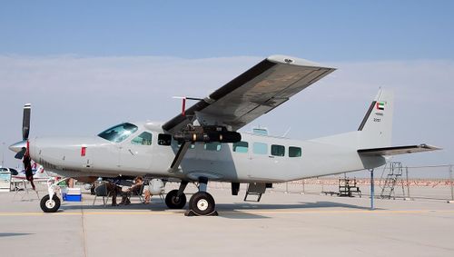 Tại Afghanistan, Mỹ đã chuyển giao hằng trăm quả tên lửa cho không quân nước này. Tên lửa AGM-114 Hellfire có trọng lượng 45 - 49kg tùy biến thể.
