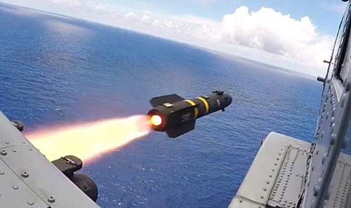 Tên lửa sử dụng một động cơ nhỏ cho tốc độ bay 1.591km/h.