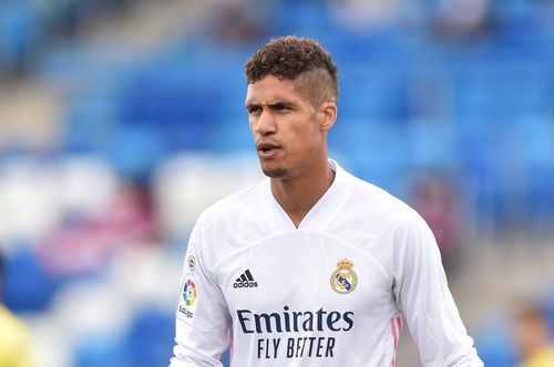  Varane không phù hợp với lối chơi Arsenal xây dựng. Ảnh: Reuters. 