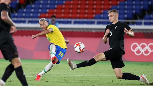 Richarlison ghi 5 trong 7 bàn của Brazil