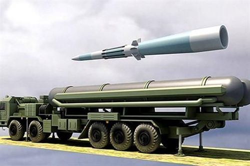 "Tất nhiên, khả năng của nó sẽ được bổ sung bởi S-400 và các tổ hợp khác, bao gồm cả S-300 và Pantsir, cung cấp sự bảo về trực tiếp cho hệ thống phòng không tầm xa”, ông Vasily Dandykin nói rõ.