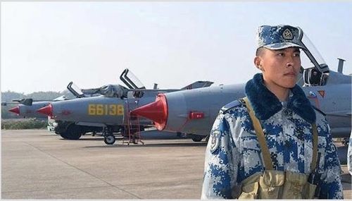 J-7 là chiếc máy bay được thiết kế từ thập niên 1950, về khả năng cơ động và tốc độ, nó có thể theo kịp tiêm kích F-16, nhưng J-7 không thể mang theo nhiều nhiên liệu hoặc vũ khí, và chỉ được trang bị một radar có công suất nhỏ ở mũi hình nón.
