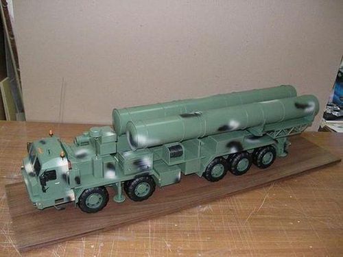 Trước đó vào ngày 20/7, Bộ Quốc phòng Nga tiết lộ S-500 Prometheus đã bắn thử một mục tiêu đạn đạo tốc độ cao tại bãi tập Kapustin Yar ở vùng Astrakhan, xác nhận các đặc tính kỹ chiến thuật theo thiết kế và độ tin cậy cao của vũ khí.