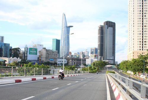 TPHCM sẽ thực hiện giãn cách xã hội thêm 1 tháng để thực hiện các biện pháp phòng chống dịch.