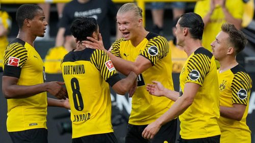 Cùng Mbappe, Haaland được hứa hẹn kế cận khi Messi và Ronaldo 'về vườn'