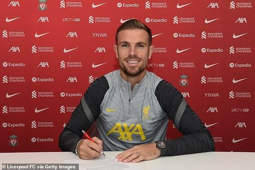 Sau chữ ký của Jordan Henderson, Liverpool hy vọng Salah sẽ sớm gia hạn. Ảnh: Getty Images.