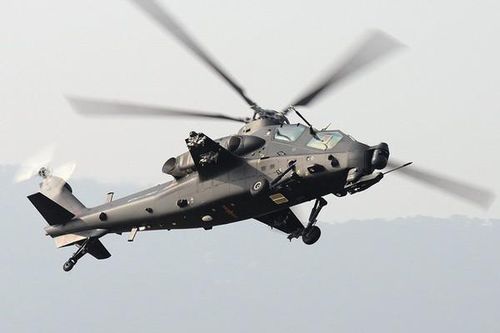 Cuối cùng là trực thăng Z-10M, máy bay trực thăng tấn công là một trong số ít lĩnh vực mà Trung Quốc vẫn đi sau các đối thủ Mỹ và Nga. Z-10 về tổng thể có khả năng kém hơn so với Apache hoặc các thiết kế hiện đại của Nga nhưng đã có những cải thiện đáng kể về hiệu suất kể từ khi nó đi vào hoạt động.