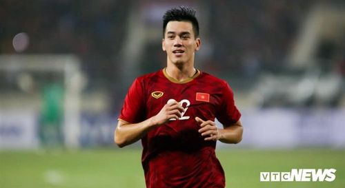 Tiến Linh có thể mất suất đá chính nếu không ghi bàn trở lại. 