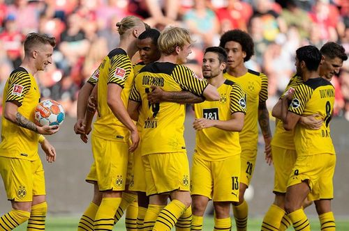 Quay trở lại diễn biến chính của trận đấu, Dortmund gặp không ít khó khăn trước Leverkusen. Tuy nhiên, họ giành 3 điểm khi tận dụng khá tốt các cơ hội tạo ra.