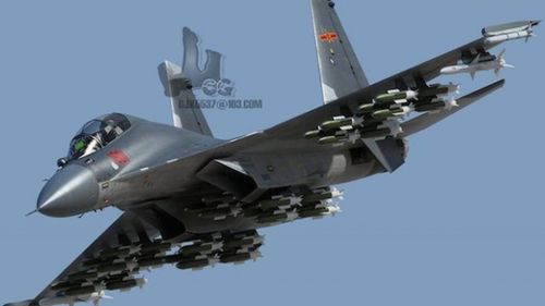 Trung Quốc sau khi làm chủ công nghệ từ Nga, đã bắt đầu “sao chép” các phiên bản Su-27 như J-11BG, J-15B và J-16, được coi là vượt trội về hiệu suất chiến đấu so với phiên bản gốc. Ngoài ra Trung Quốc còn sở hữu hai phi đội Su-35 mua trực tiếp từ Nga, được coi là biến thể hiện đại nhất của dòng Su-27.