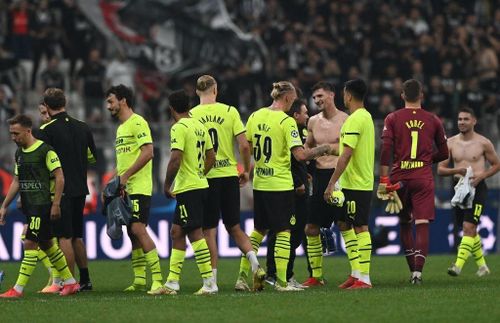 Dortmund cầm bóng ít hơn Besiktas ở trận này (42,2%) nhưng dứt điểm nhiều hơn (14 tình huống) và tạo cơ hội vượt trội. Chiến thắng là điều xứng đáng cho đội chơi tốt hơn.