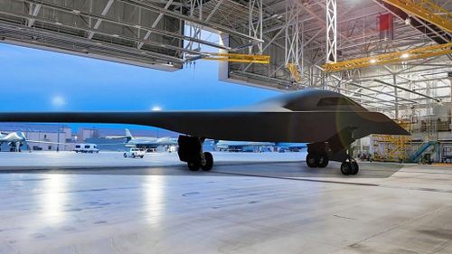 B-21 Raider sẽ không chỉ là một chiếc máy bay ném bom, nó là một tổ hợp tàng hình và đa năng được thiết kế để tấn công, trinh sát và giám sát, cũng như sử dụng trên các nền tảng khác như một phần của họ các hệ thống tiên tiến.