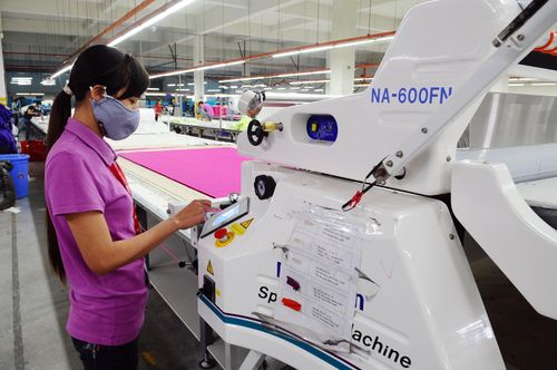  Các doanh nghiệp quốc tế kỳ vọng Chính phủ Việt Nam sớm nới lỏng các biện pháp giãn cách để phục hồi sản xuất. Ảnh: Hoàng Hà. 