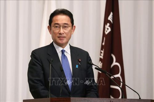 Ông Kishida Fumio phát biểu trong cuộc họp báo tại Tokyo, Nhật Bản, ngày 29/9/2021. Ảnh: THX/TTXVN